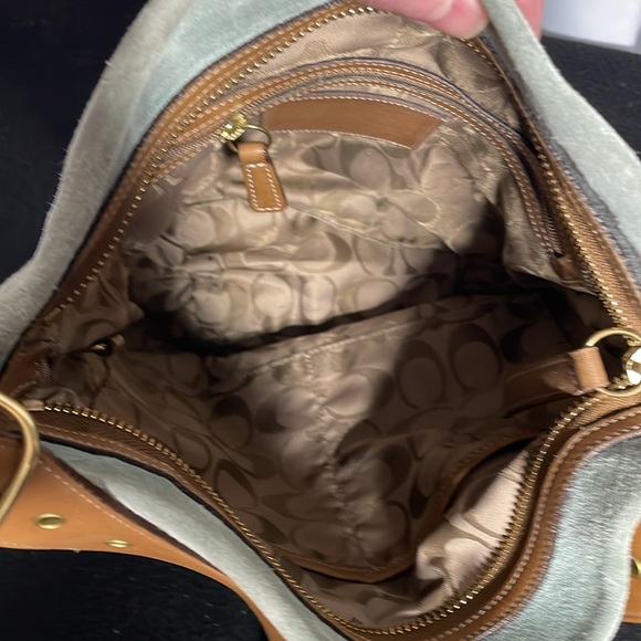 Light blue/grey suede coach hobo shoulder bag - Picture 5 of 8